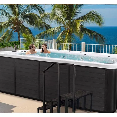 Swimspa hot tubs for sale in Santacruz